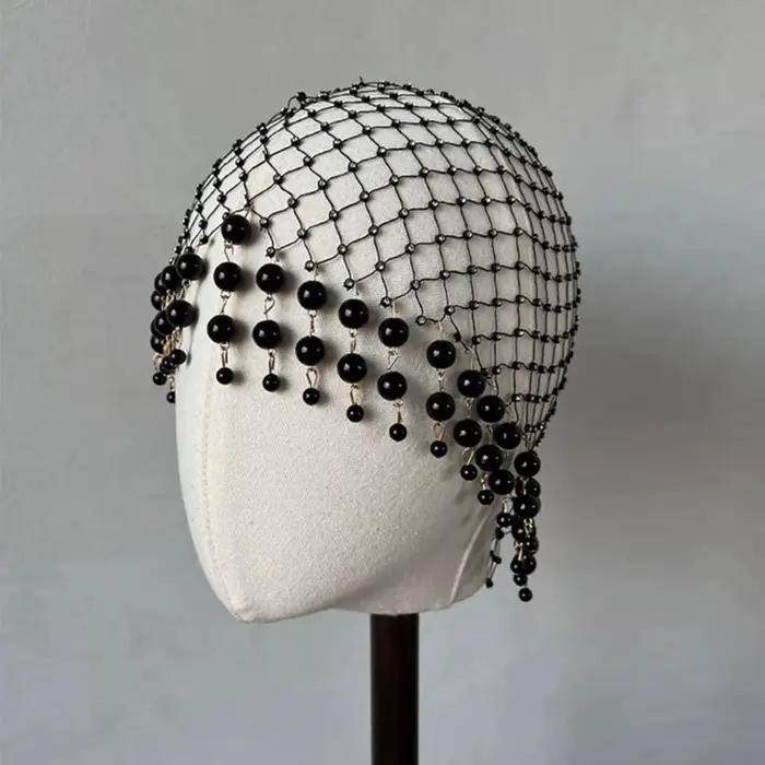 Chapeau pour femme exquis, doux et sécurisé, orné de perles et de pompons, fait main, avec motifs aj