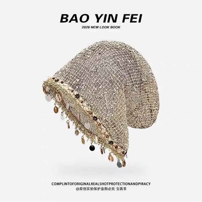 Bonnets pour femmes style bohème avec design coquillage et pompon, fins, ajourés, respirants, polyva