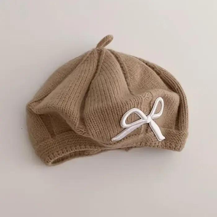 Béret pour filles, chapeau tricoté en laine avec nœud brodé, mignon pour enfants, casquette chaude d