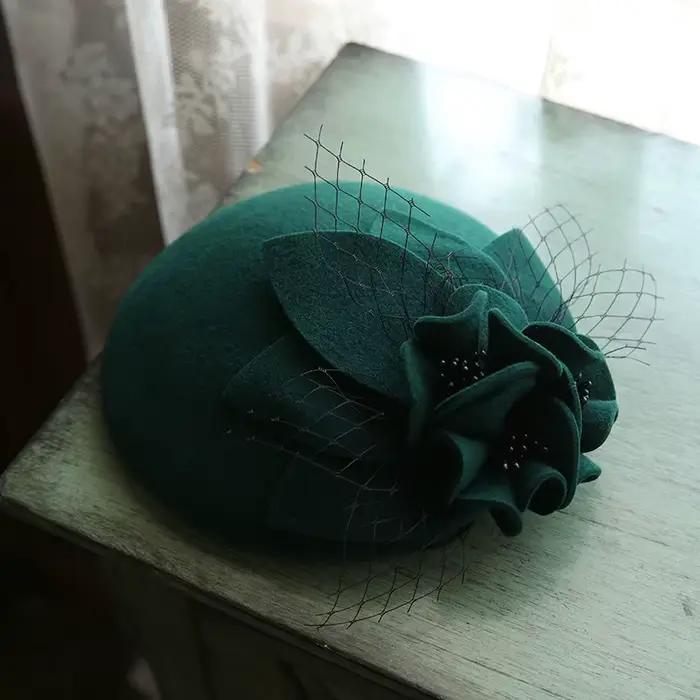 Chapeau en laine et cachemire pour femmes, chapeau à fleurs fascinateur de photographie Derby Ascot,