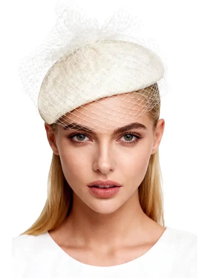 Chapeau fascinateur Sinamay élégant Beige blanc noir avec voile Vintage dames Derby église mariage t
