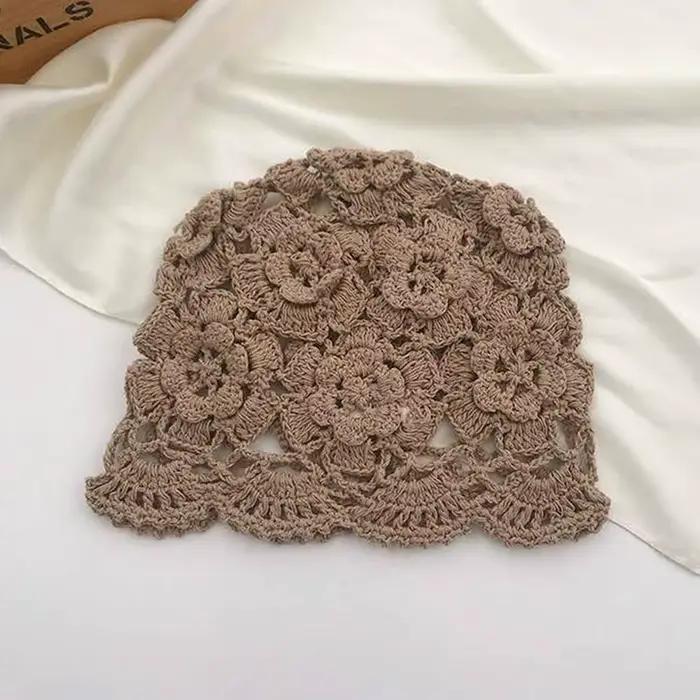 Baotou-Chapeau Respirant Évidé pour Femme, Béret Décontracté à Fleurs, Skullies Fins d'Été