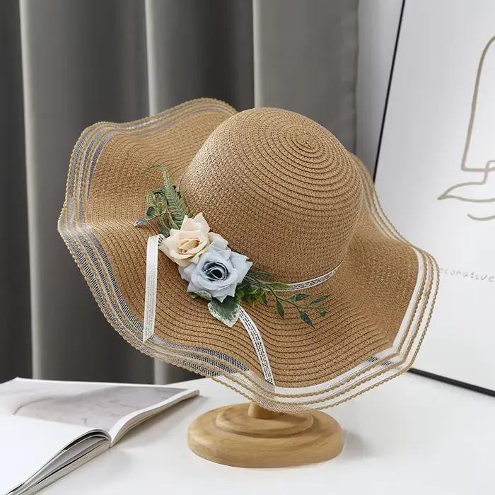 Chapeau de paille d'été pour femme avec fleurs, large bord ondulé, style Panama, pliable, pour la pl