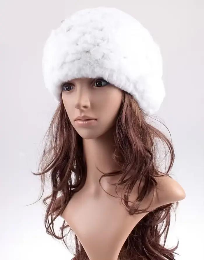 Chapeau en fourrure d'hiver chaud et tendance en tricot de poils de lapin Rex naturel, design floral