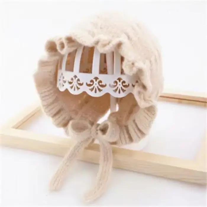 Chapeau tricoté respirant fait à la main pour enfants, chapeau Skullies à fleurs creuses au Crochet,