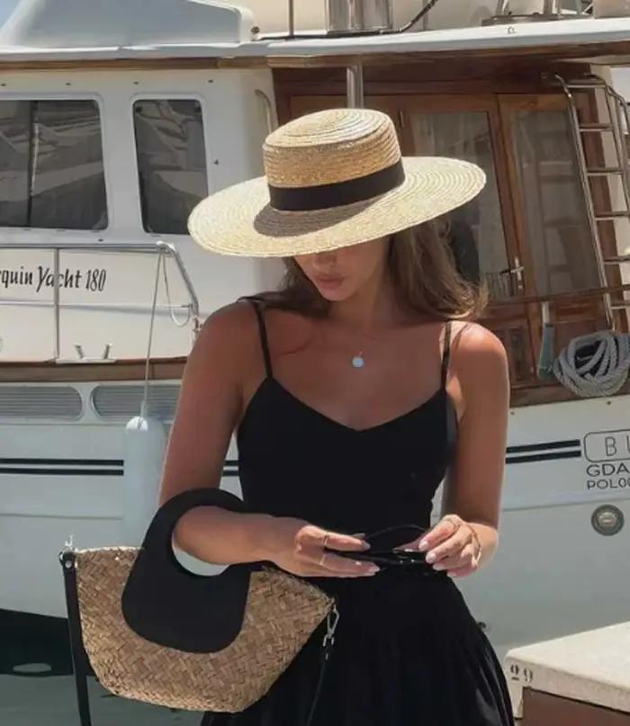Chapeau de paille bateau à large bord français élégant ruban carré
