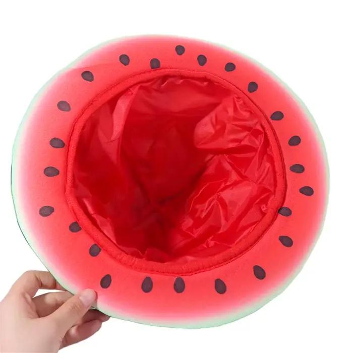 Chapeau pastèque chaud et créatif