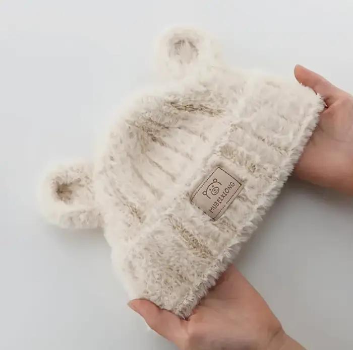 Chapeau d'hiver pour bébés garçons et filles de 1 à 4 ans – Bonnet en tricot beige doux avec oreillettes d'ours
