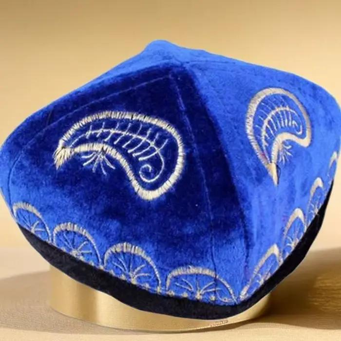 Casquettes ethniques à quatre coins pour hommes