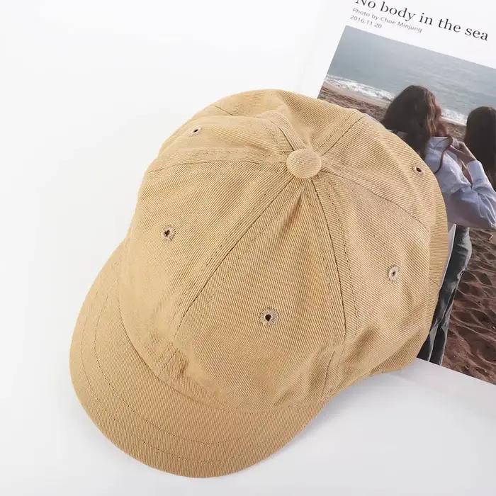 Casquettes de style coréen