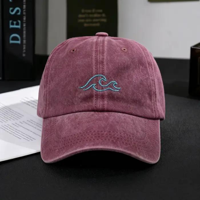 Casquette de baseball brodée effet vieilli