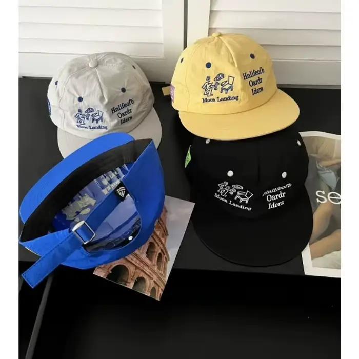Casquette de baseball brodée de dessins animés pour femmes