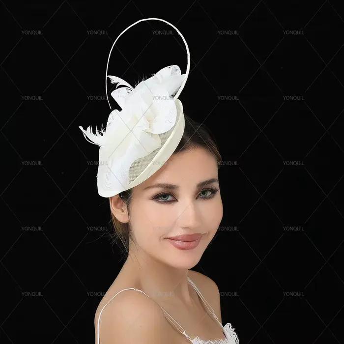 Chapeau fascinateur de mariage élégant pour femmes