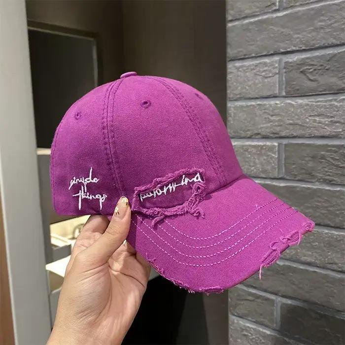 Casquette de baseball plissée violette