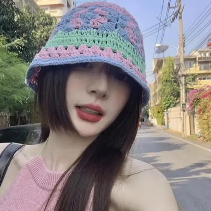 Chapeaux faits à la main au crochet pour femmes
