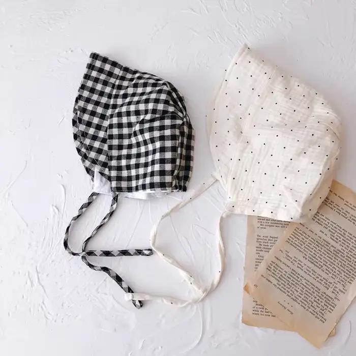 Chapeau de soleil à large bord pour bébé 3-12 mois protection auditive style japon coréen plaid coton polyester tricoté ajustable occassions printemps automne