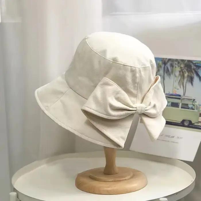 Chapeau à large bord pour femme