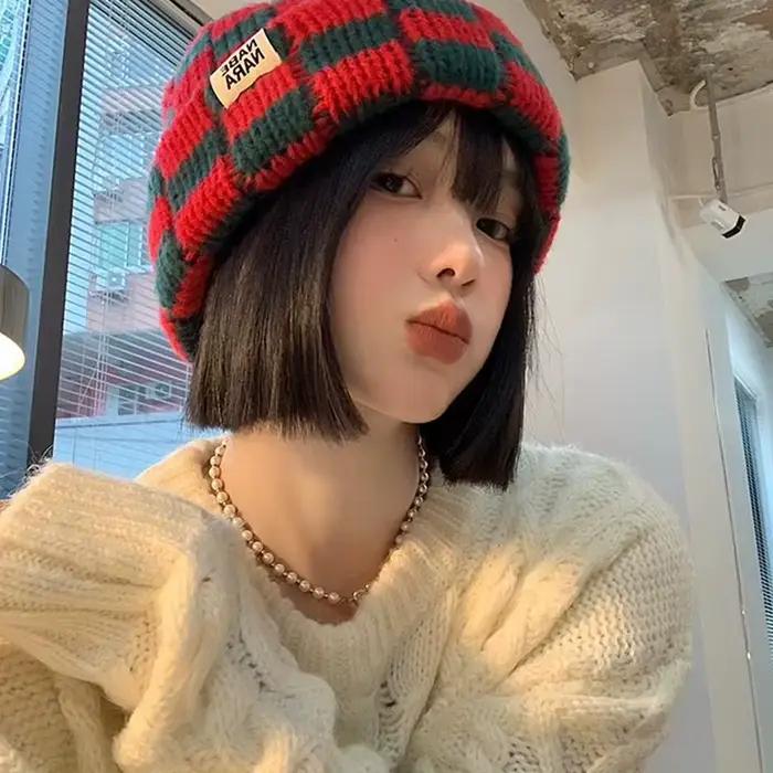 Chapeau tricoté à carreaux en damier pour femmes