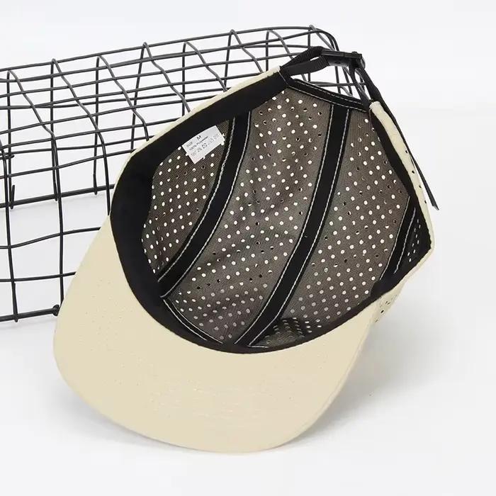 Casquette perforée à 5 panneaux pour hommes