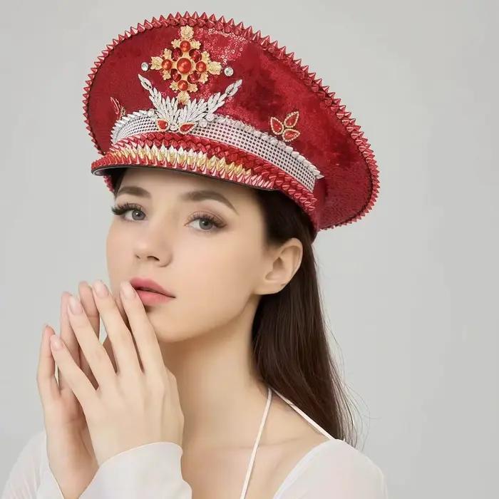 Chapeau de capitaine Steampunk rouge avec strass pour femme du festival Burningman