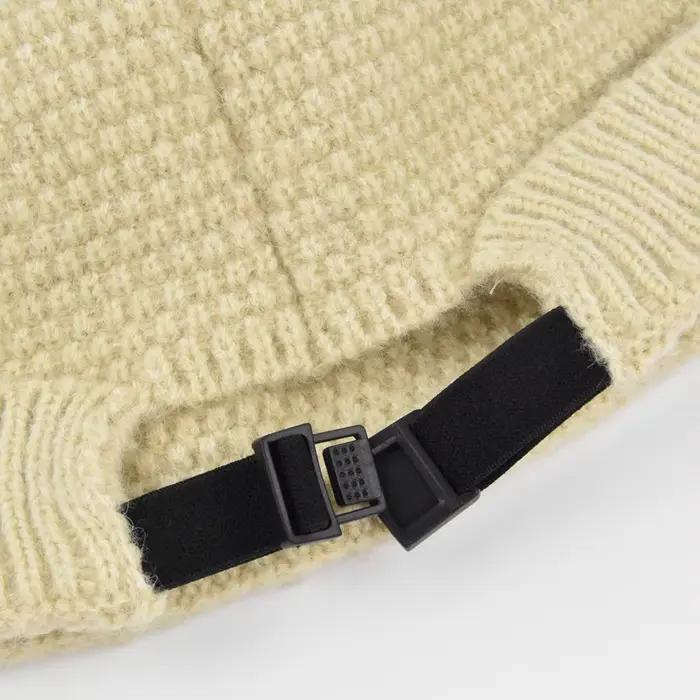 Bonnet tricoté doux pour l'hiver