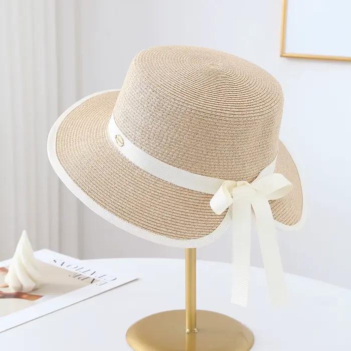 Chapeau de soleil rétro en paille style Hepburn avec protection UV et large bord