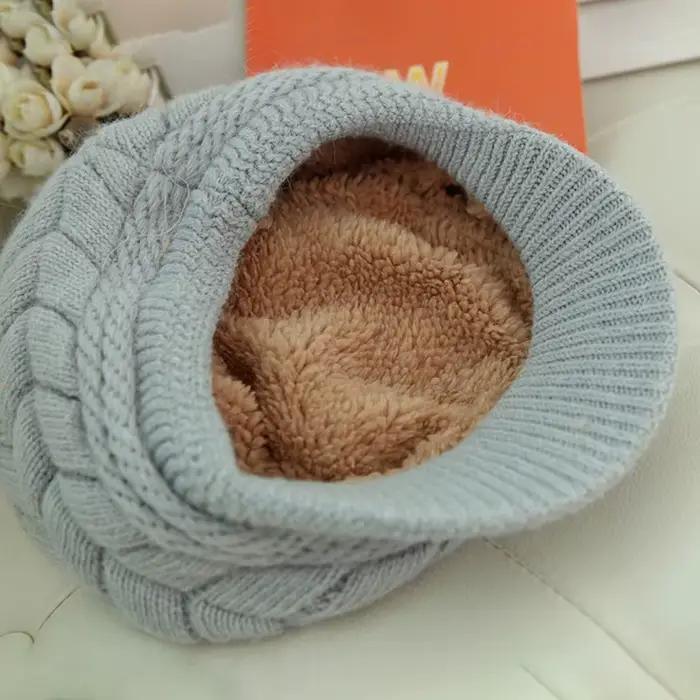 Bonnet à Visière en Poils de Lapin pour Femme