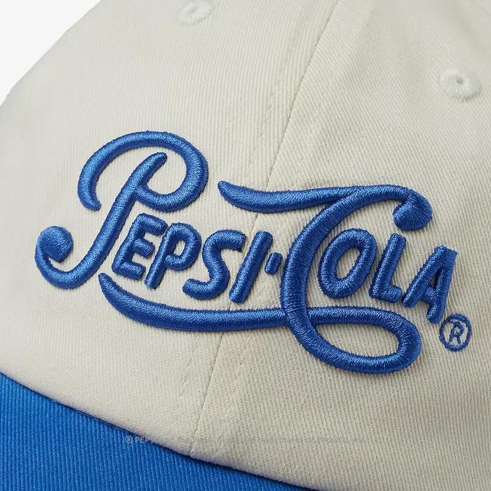 Pepsi Classic Casquette avec logo brodé Iconographie de conception frontale avec des motifs traditionnels Sensibilité culturelle haute visibilité