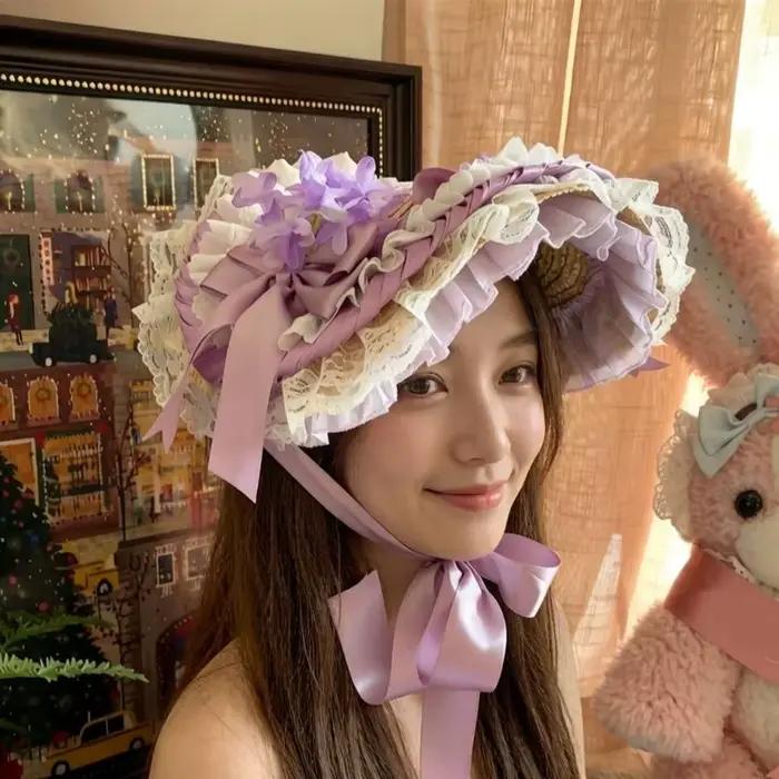 Bonnet victorien en paille