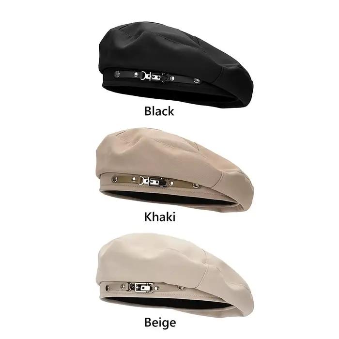 Béret rétro avec boucle en métal