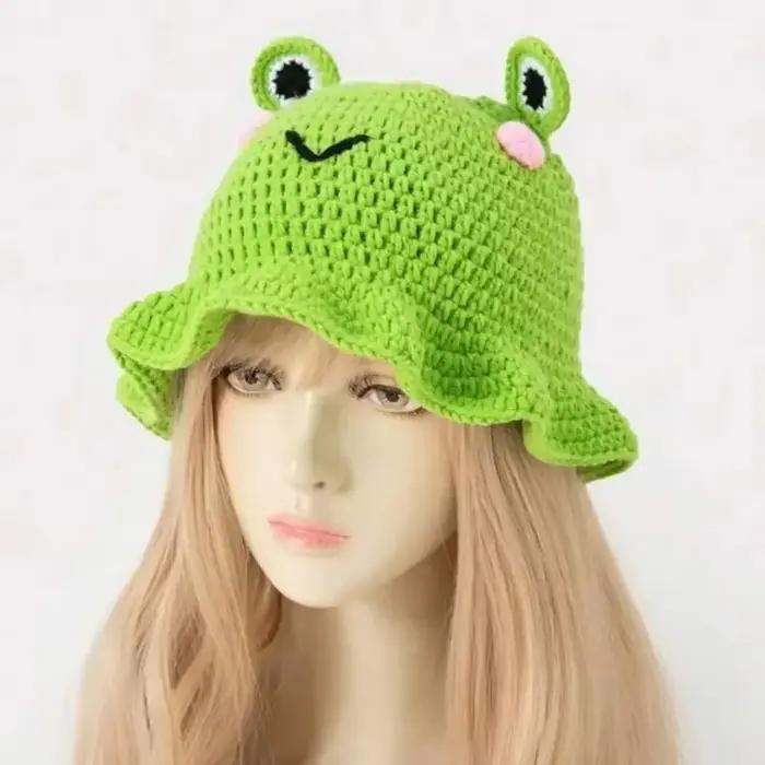 Chapeau de grenouille tissé à la main pour femmes