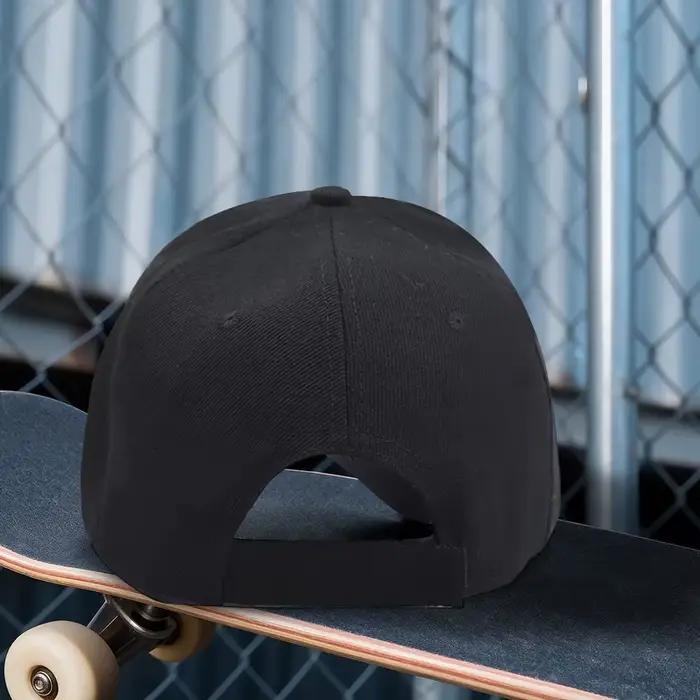 Une casquette réglable avec un imprimé ancre vintage
