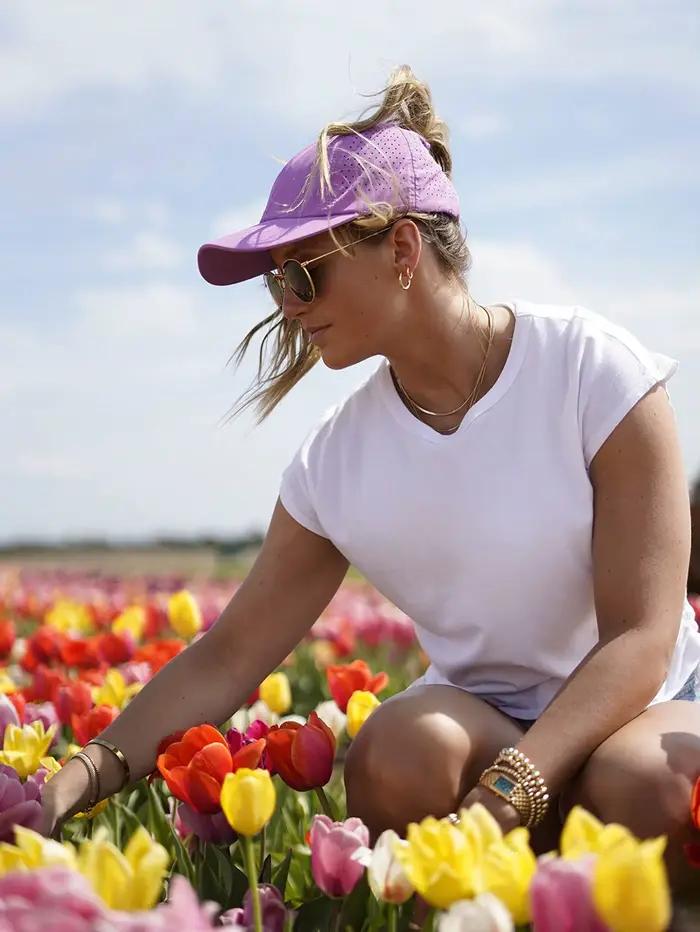 Casquette de baseball pour femme en polyester à visière croisée style demi-casquette pour sports et loisirs années quatre saisons décontractée ajustement réglable
