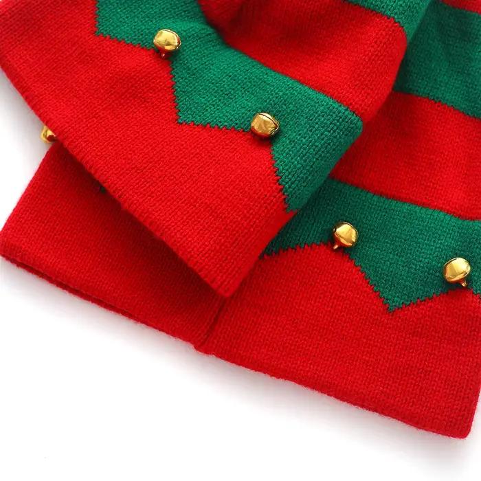 Chapeau de noël tricoté avec cloche