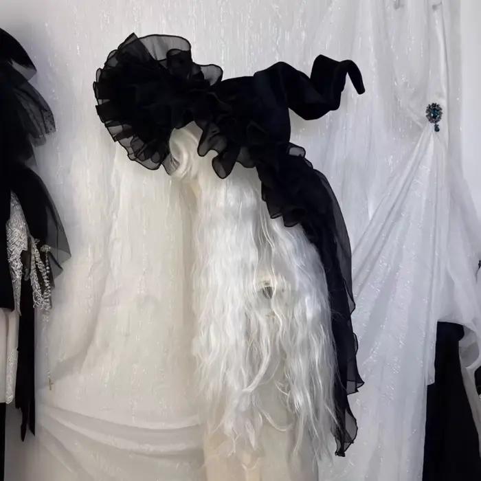 Chapeau de sorcière en dentelle fait à la main pour femmes et filles