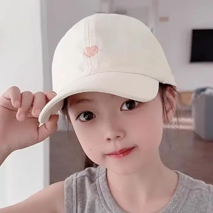 Casquette de baseball pour enfants unisexe avec motif cœur creux, ajustable pour garçons et filles, chapeau de pêcheur pour activités en plein air et événements spéciaux