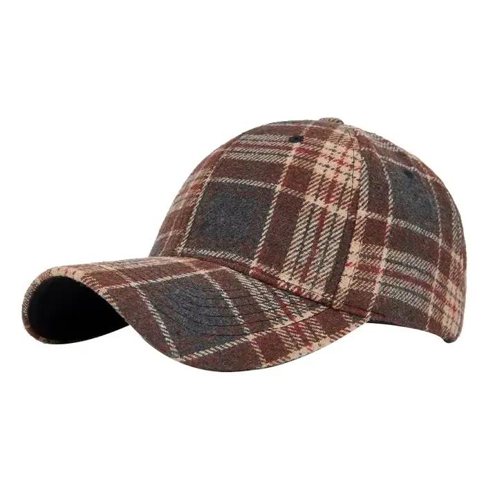 Nouvelle Casquette de Baseball Classique à Carreaux pour Hommes et Femmes Occasions Automnales et Hivernales Bords Rigides et Bec de Canard Amincissant Polyester Multicolore
