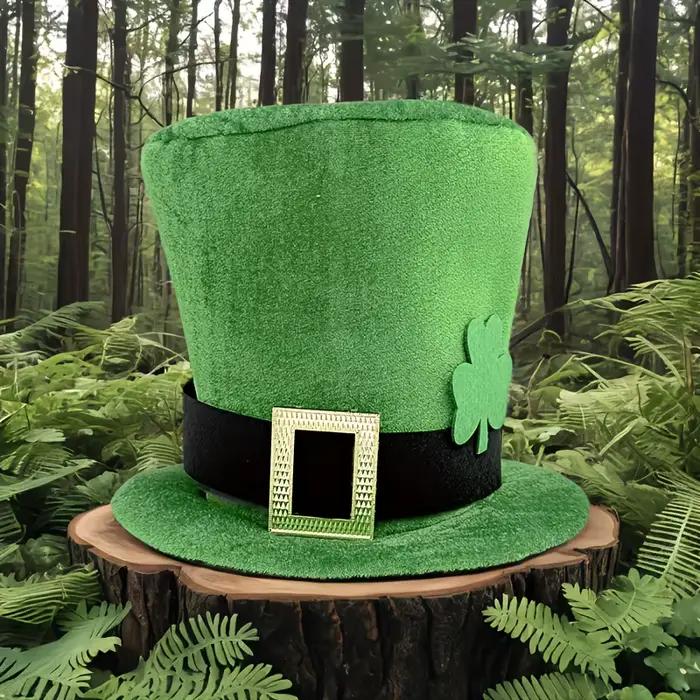 Chapeau haut-de-forme trèfle vert pour la Saint-Patrick