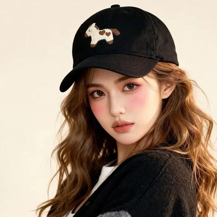Casquette de baseball brodée avec un poney mignon coréen