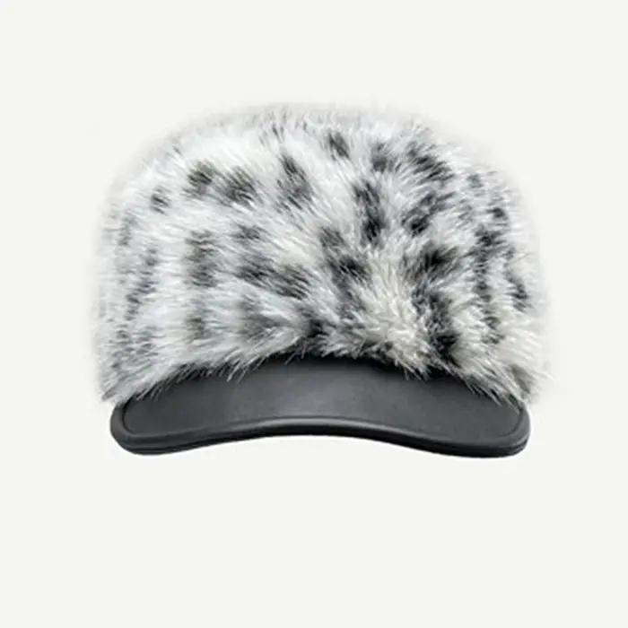 Chapeau en fausse fourrure pour femme