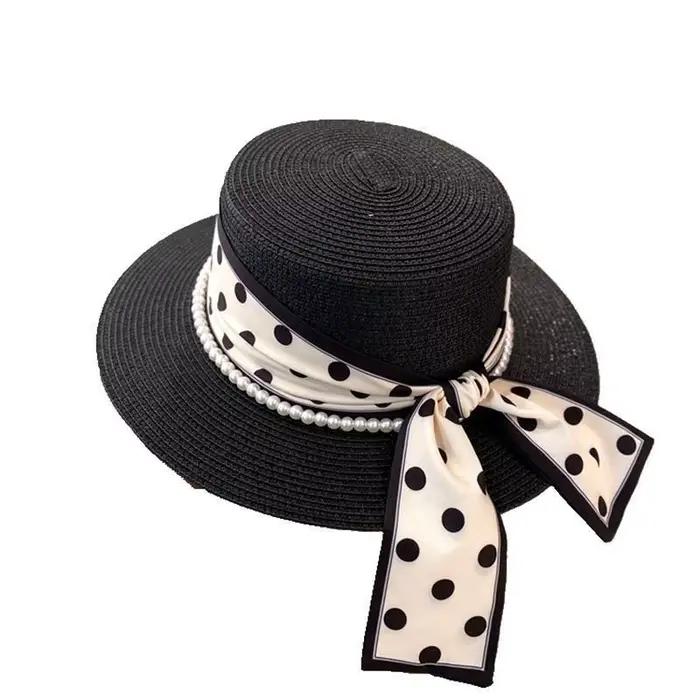 Chapeau de paille tendance pour femme avec ruban à pois et perles