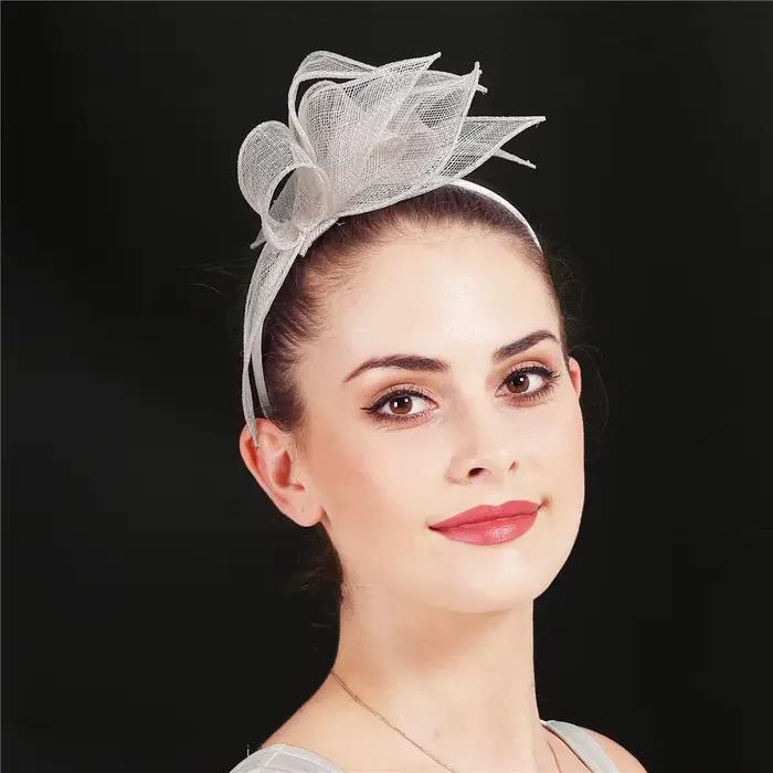 Couvre-chef de mariée blanc