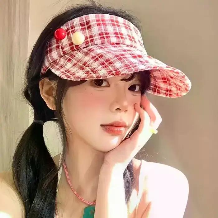 Chapeau de soleil rouge à carreaux pour fille