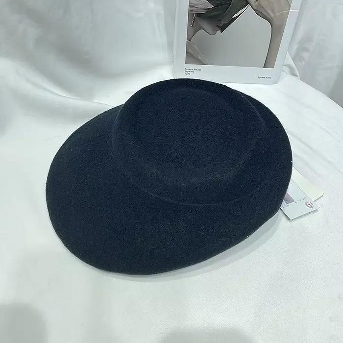 Béret en feutre de laine pour femmes