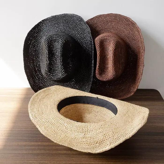 Chapeau de cowgirl en paille tressé à la main