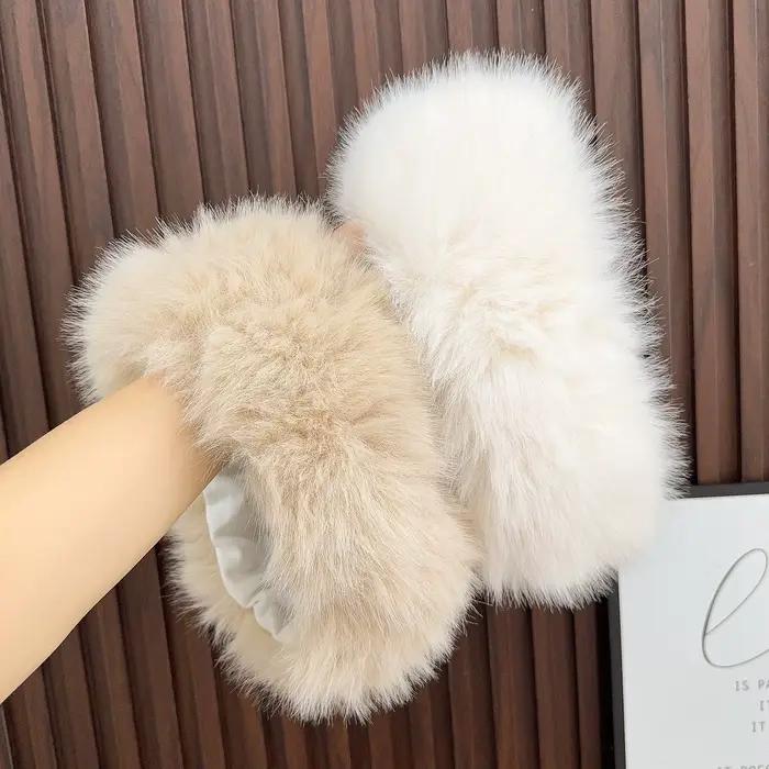 Chapeau d'hiver en fausse fourrure pour femme