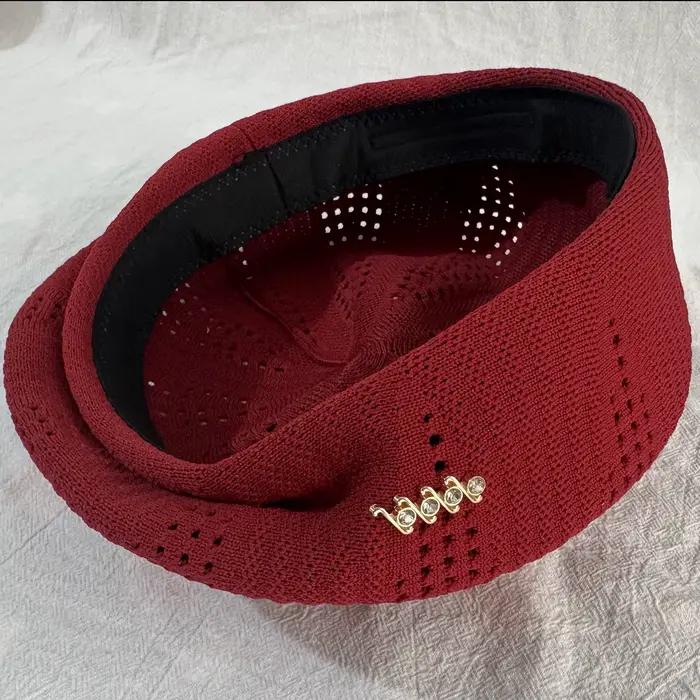 Béret élégant de style japonais ajouré