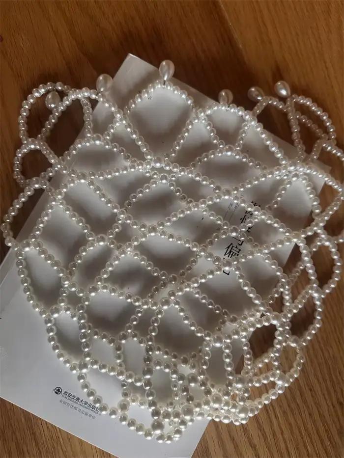 Chapeau tissé de perles blanc fait à la main pour femmes