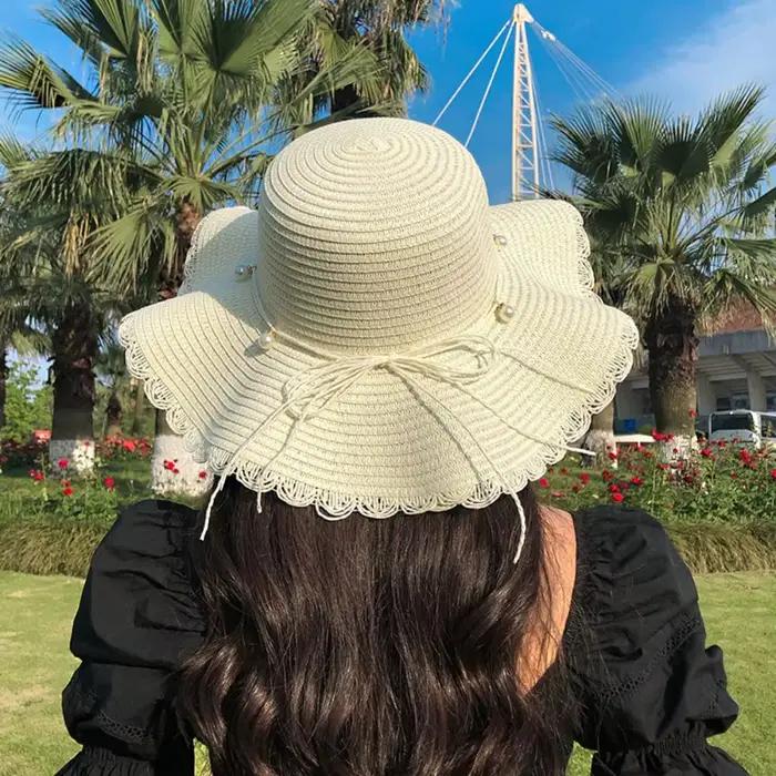 Chapeau de paille pliable à large bord avec perles style français pour femme protection solaire plage voyage occassions spéciales