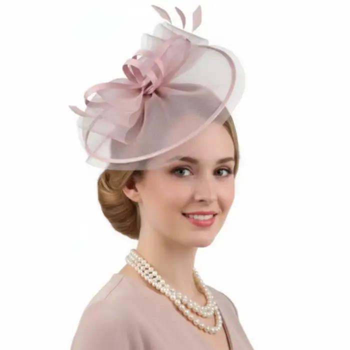 Chapeaux fascinateurs pour femmes